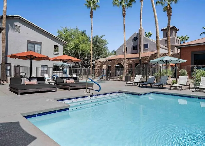 Apartment Boulevard Quiet Modern 2br Pickleball Pool Parking Gym 03 *