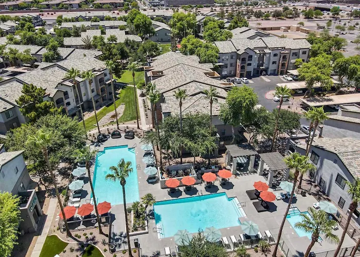 Boulevard Quiet Modern 2br Pickleball Pool Parking Gym 03 * Chandler